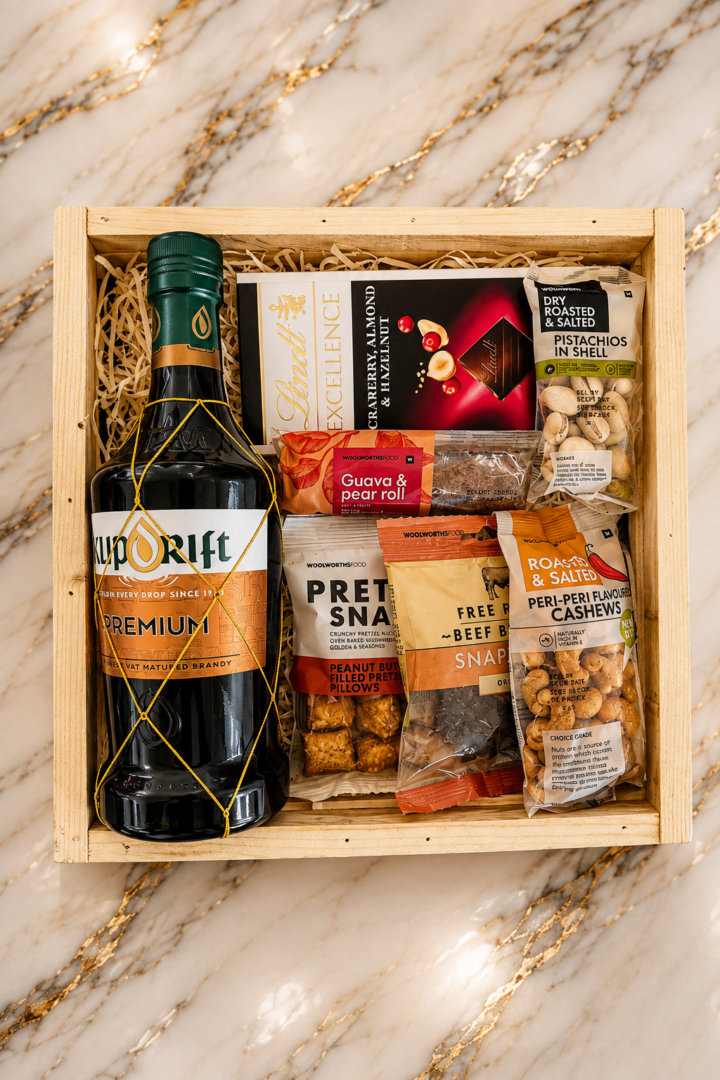 Klipdrift Snack Box | Brandy & Snack Gift | Bag a Gift