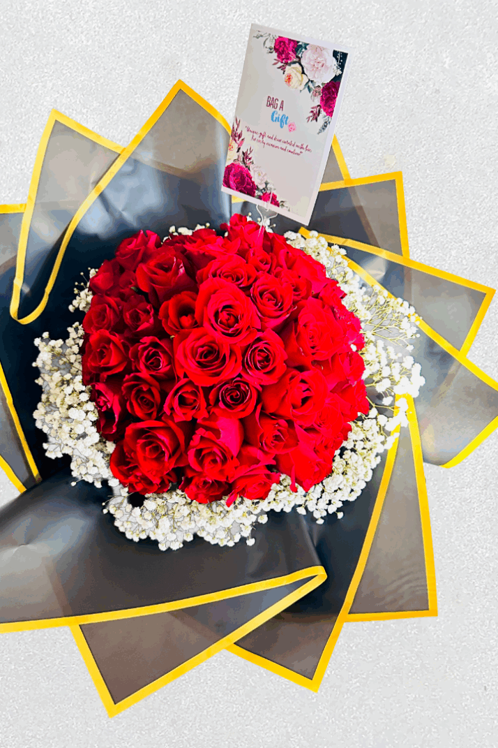 50 Red Roses With GYP