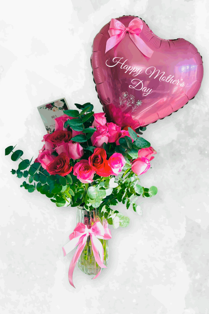 20 Mixed Pink Roses in Vase